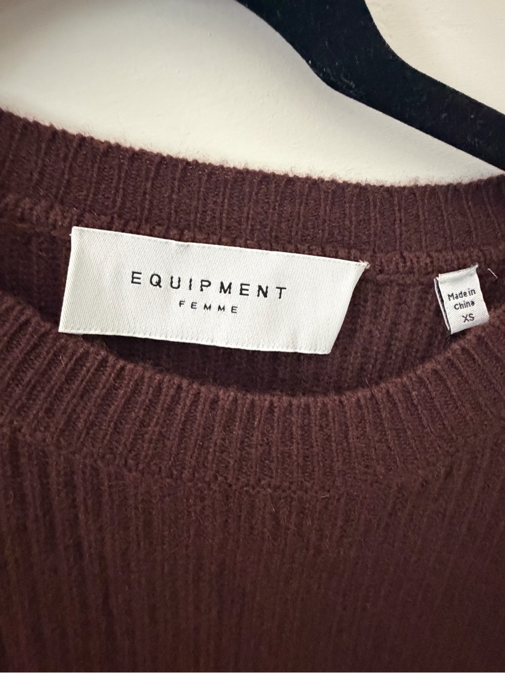 Equipment Femme Women's Ribbed Crewneck Sweater - Brown